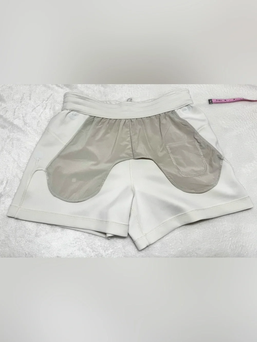 Lululemon Softstreme Bone High Rise Shorts 4”